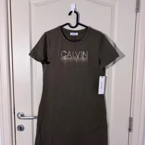 Calvin Klein- zenska haljina