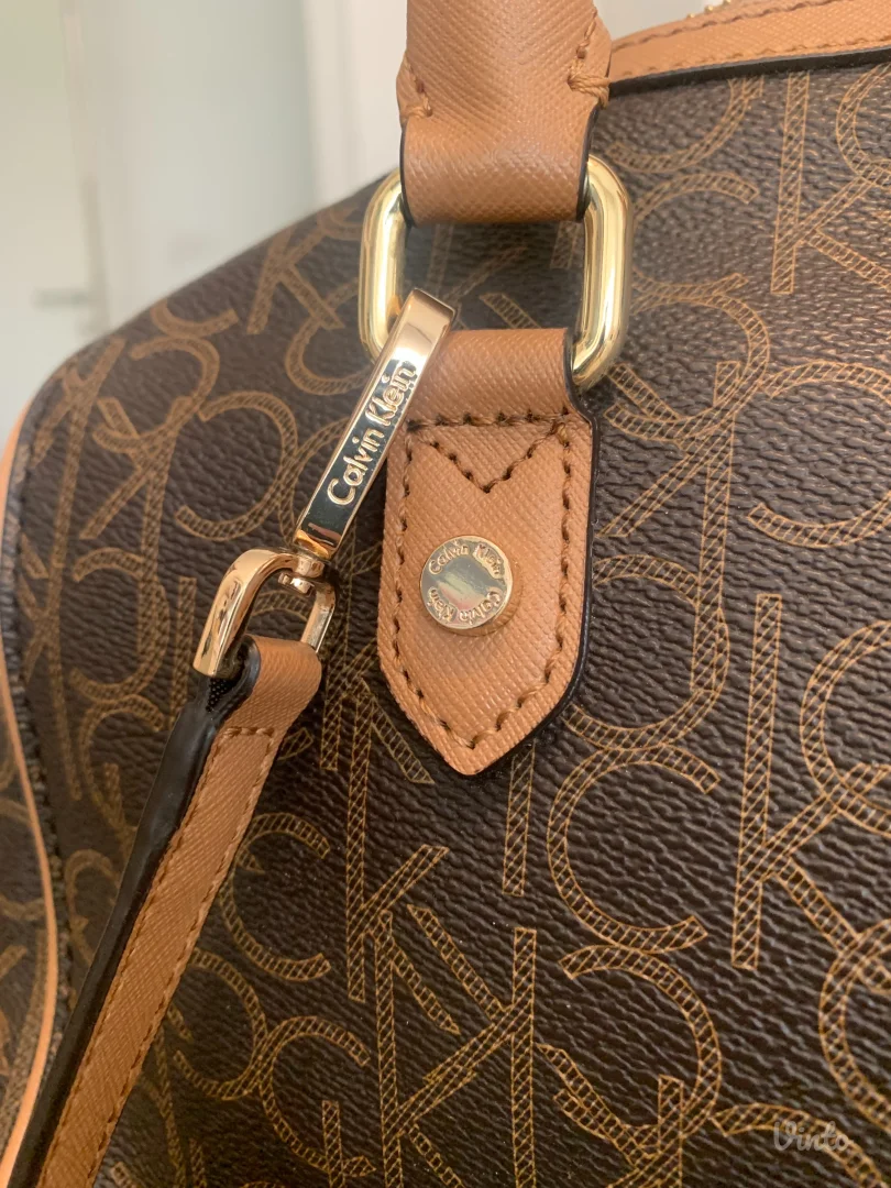 Calvin Klein torba 38 eur