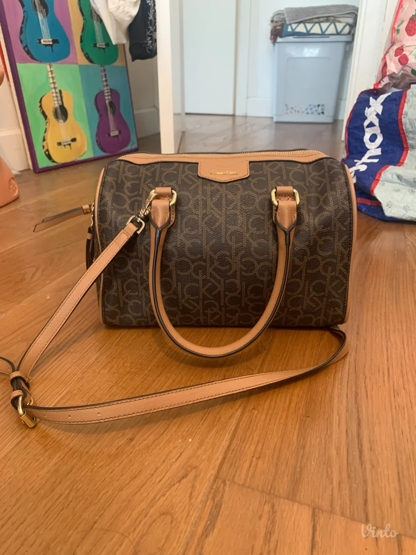 Calvin Klein torba 38 eur