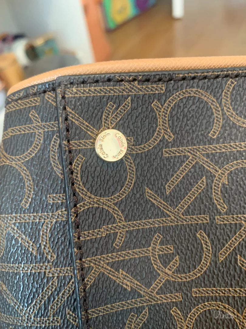 Calvin Klein torba 38 eur