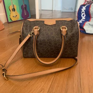 Calvin Klein torba 38 eur