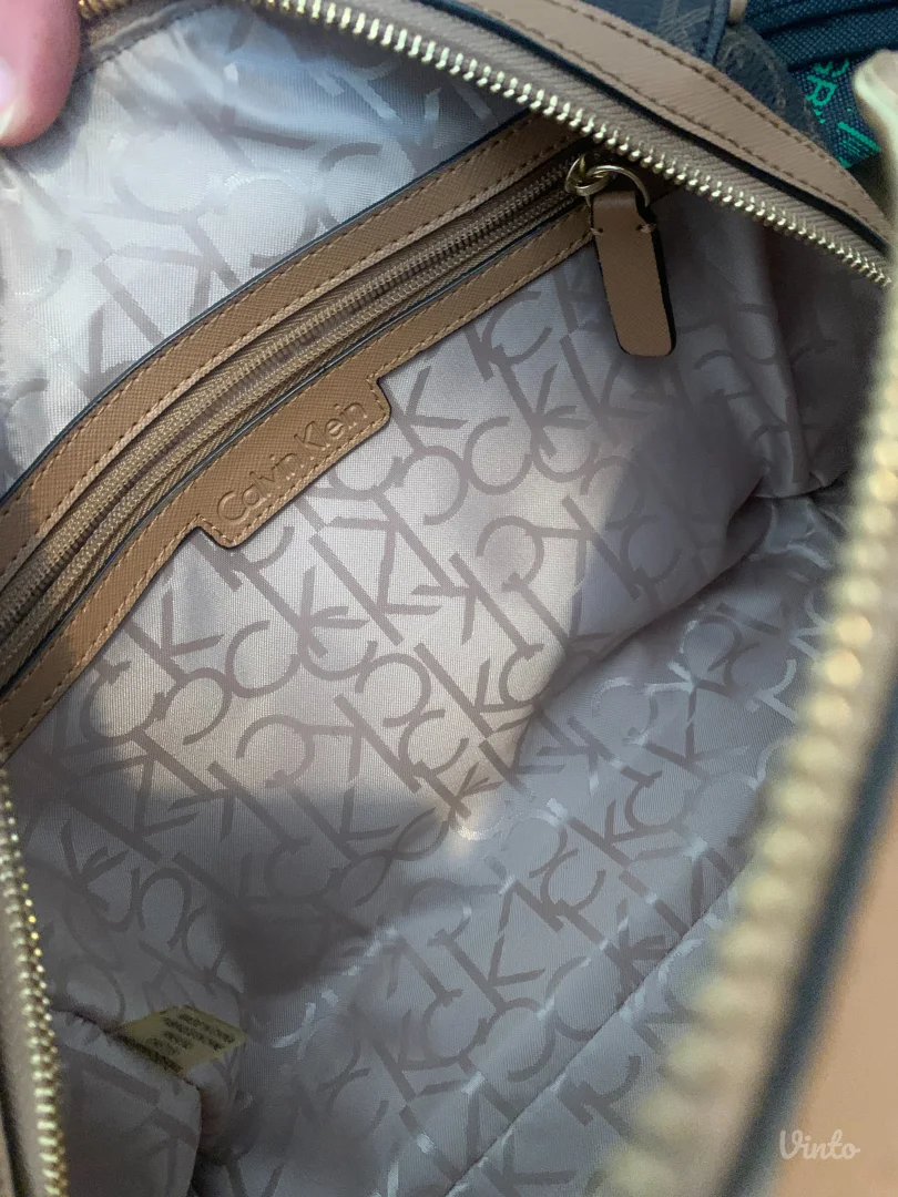 Calvin Klein torba 38 eur