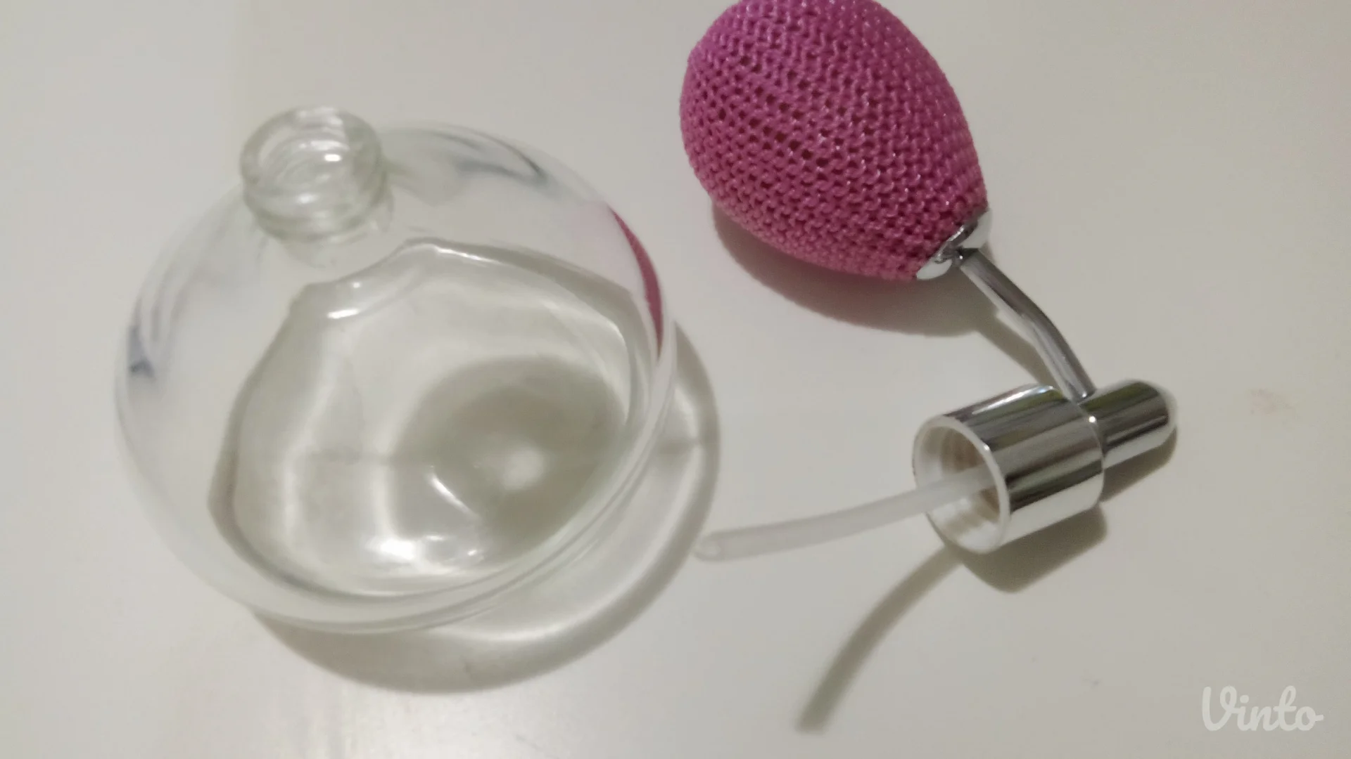 Bočica za parfem sa pumpicom