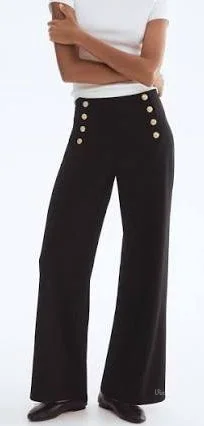 Pantalone sa metalnim detaljima