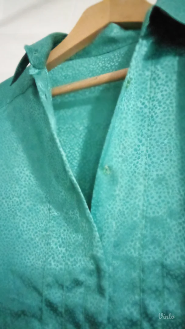 Zelena košulja veći broj