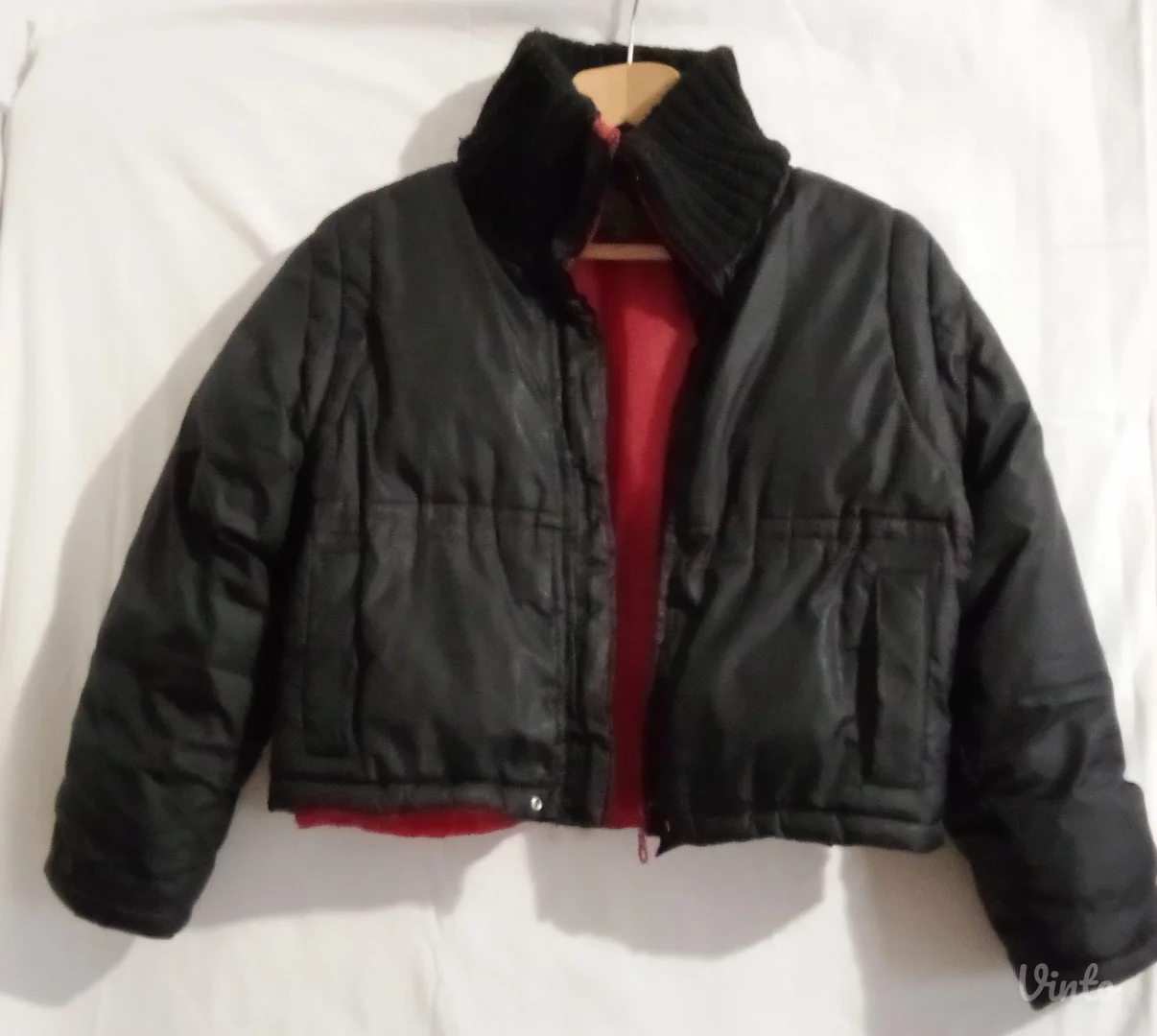 Ženska puffer jakna