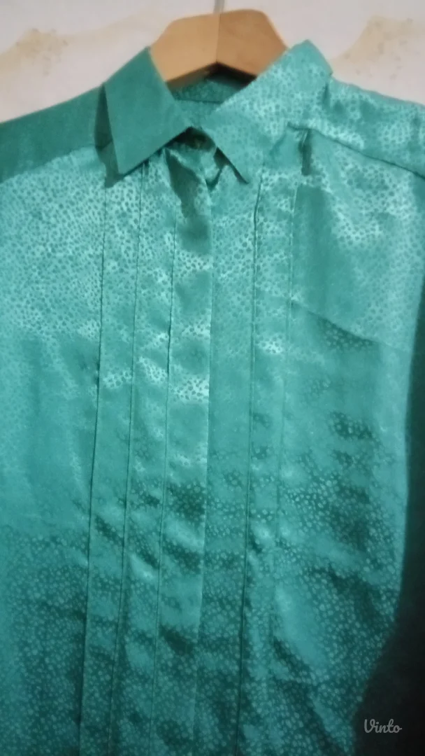 Zelena košulja veći broj