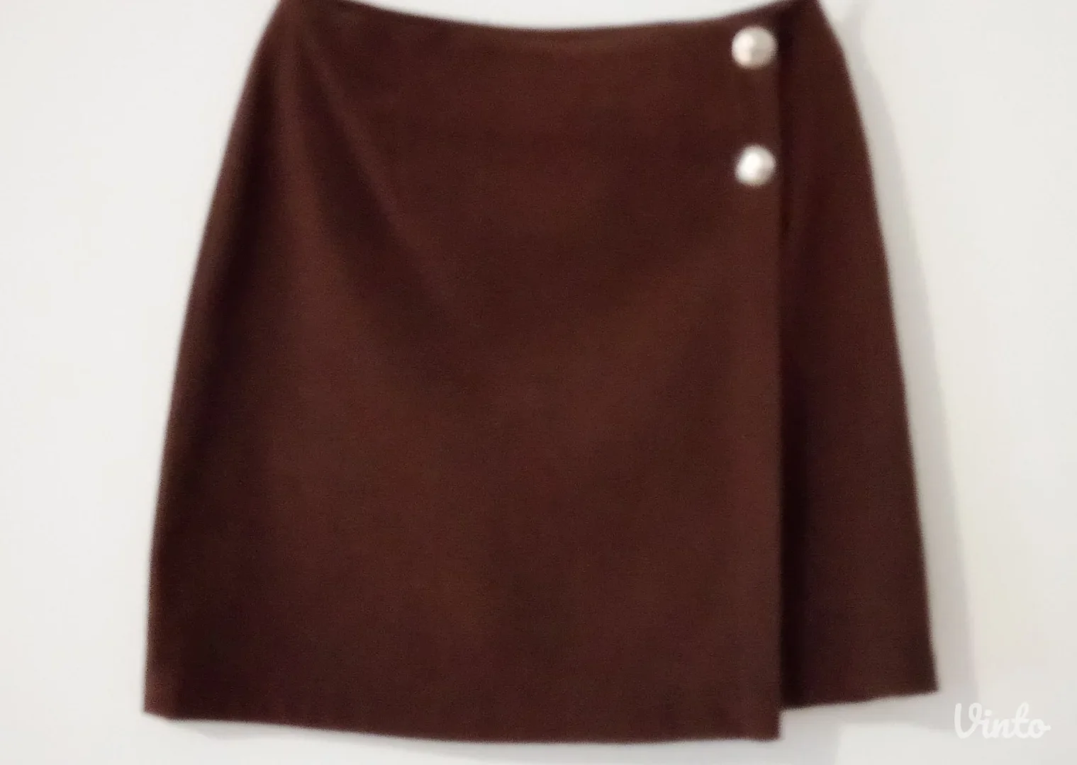 Nova mini suknja na preklop