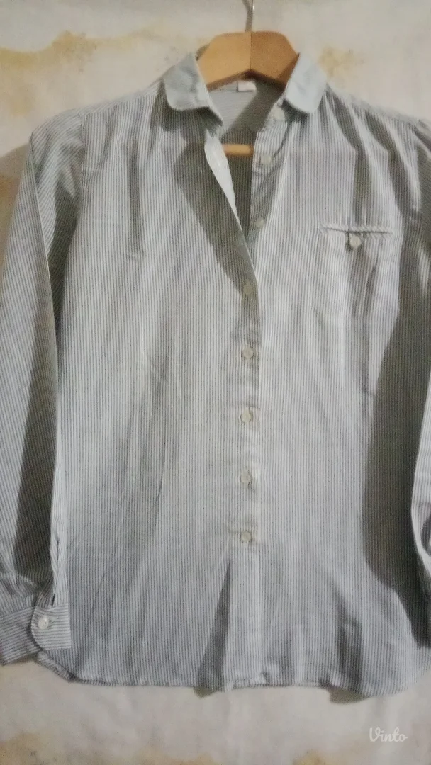 Košulja na tanke linije