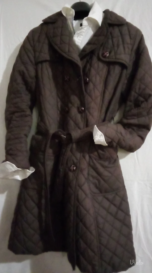 Duga proštepana jakna