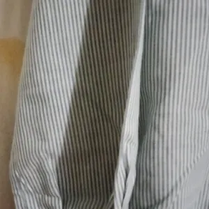 Košulja na tanke linije