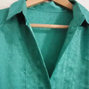 Zelena košulja veći broj