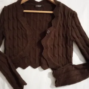 Dispari crop džemper