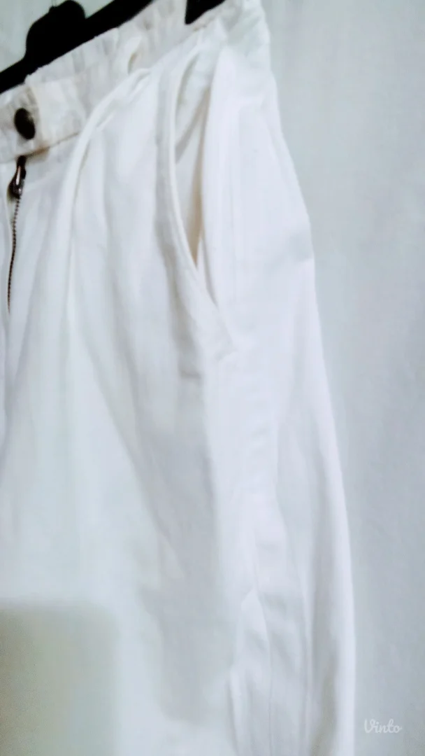 Bele pantalone