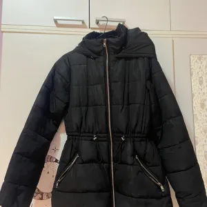 Reserved zimska jakna