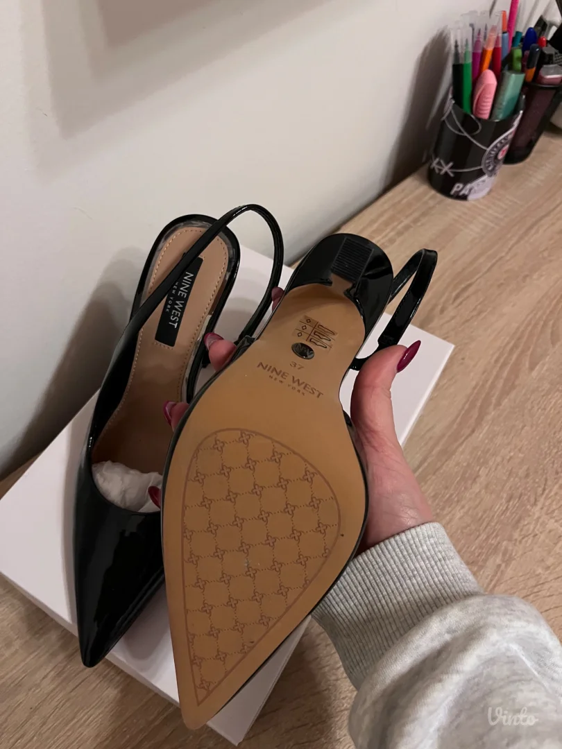 NINE WEST / SALONKE/ NOVO