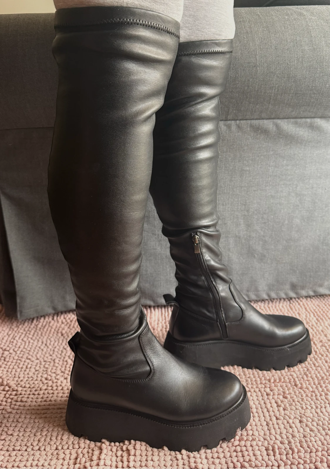 Uny shoes - čizme 37