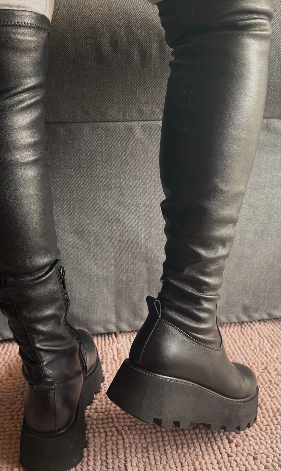 Uny shoes - čizme 37