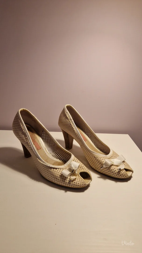 Poluzatvorene sandale Pepe Jeans