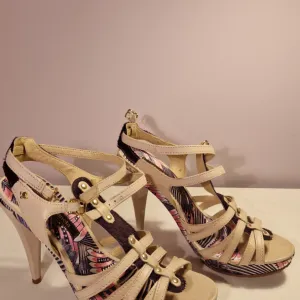 Sandale na stiklu sa platformom