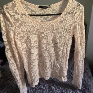 Tally Weijl čipkana bluzica