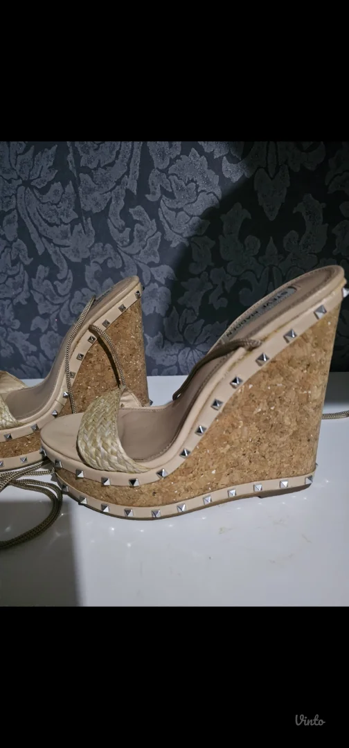 2 sandale i cizmice steve madden br 39