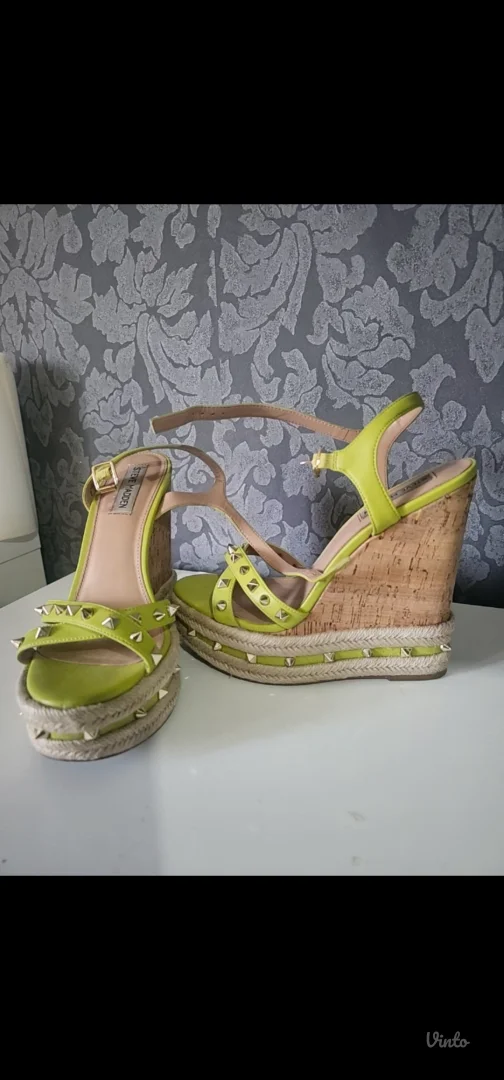 2 sandale i cizmice steve madden br 39