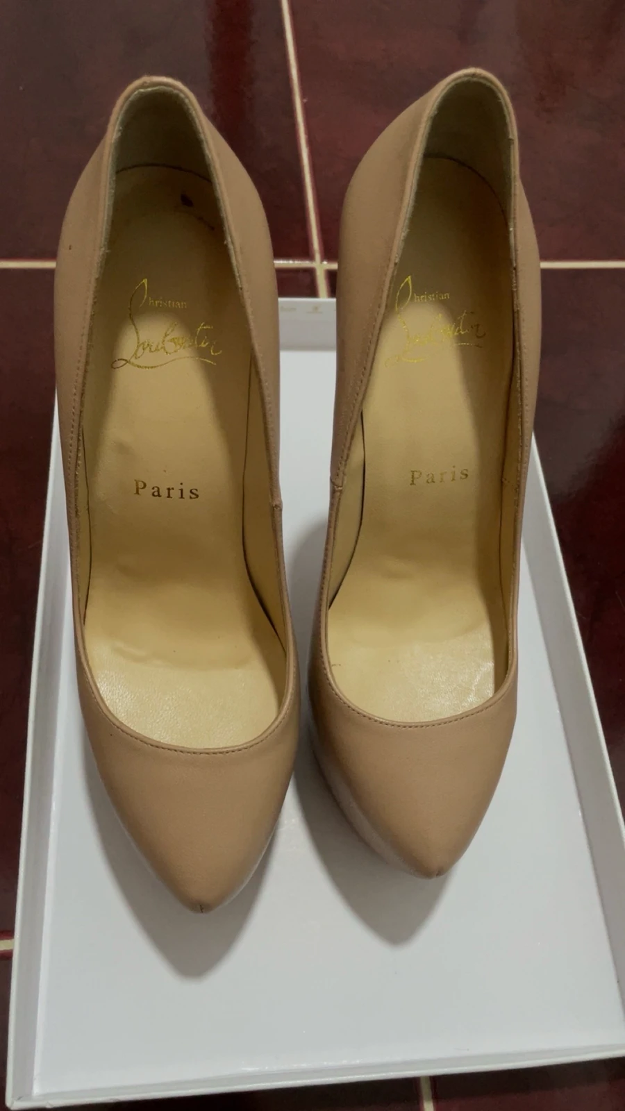 louboutin štikle