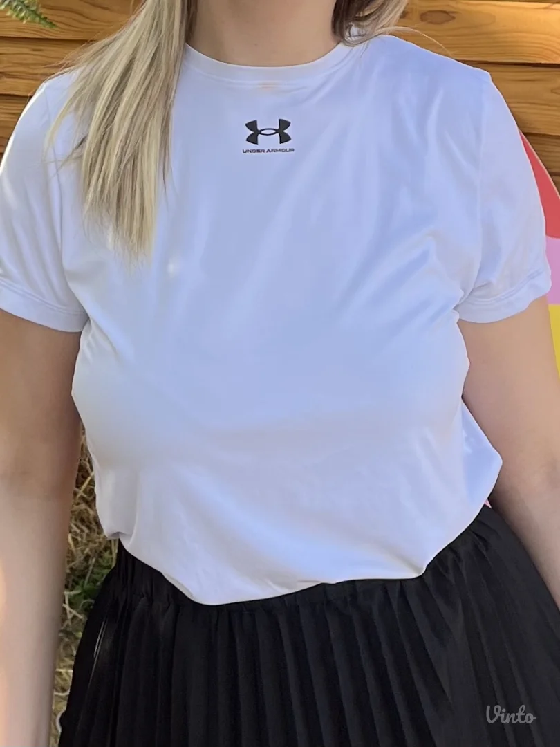 Under armour bela majica