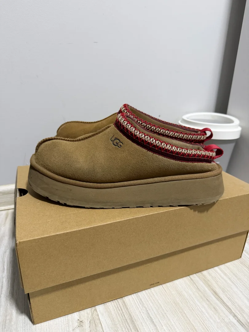 ugg tazz original