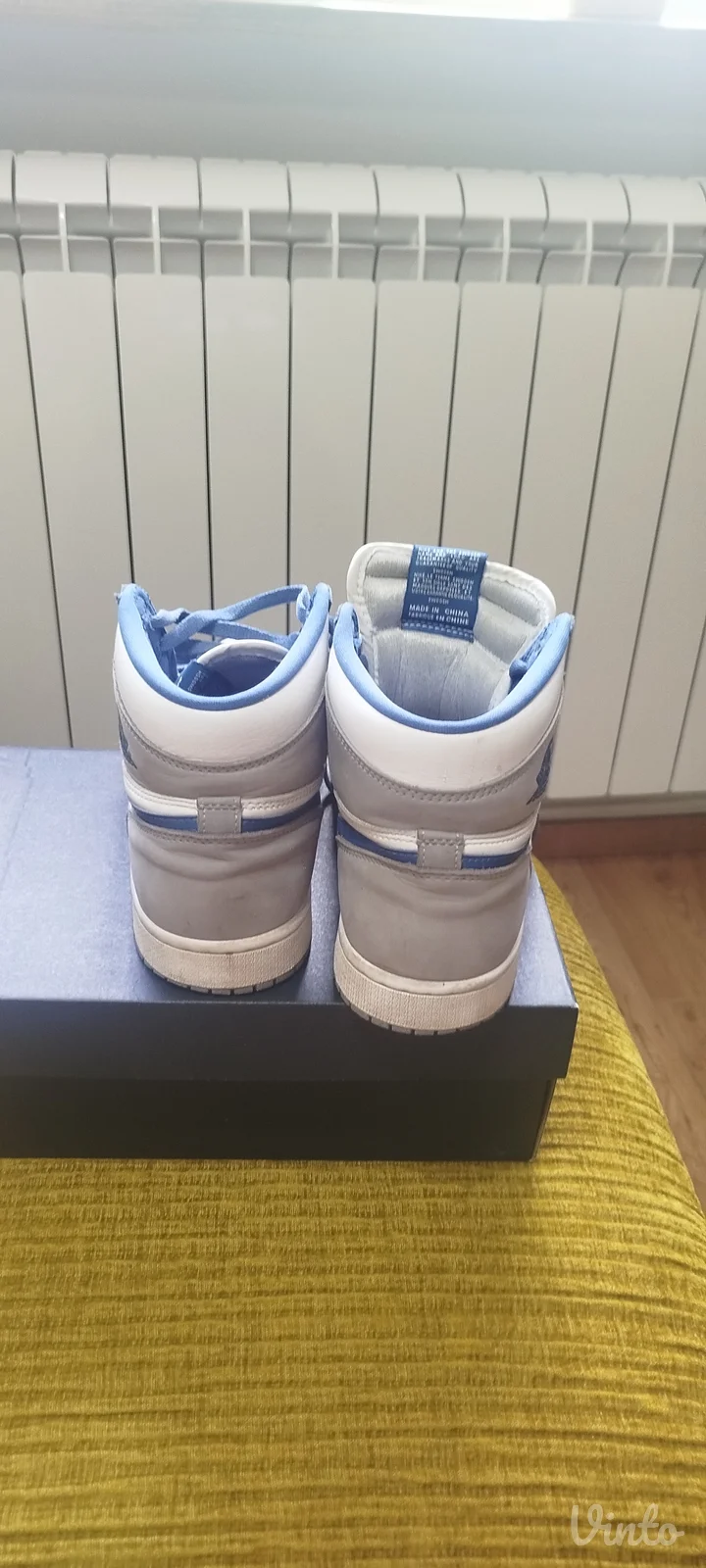 Air Jordan 1 Retro True blue