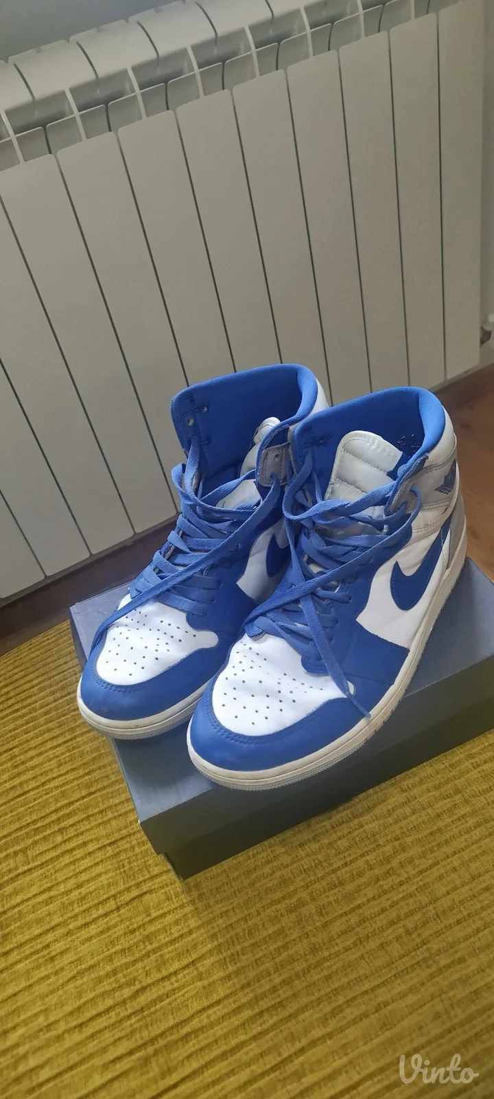 Air Jordan 1 Retro True blue