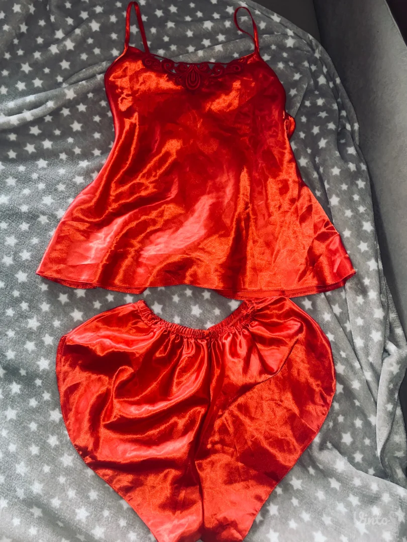 Ženski komplet za spavanje