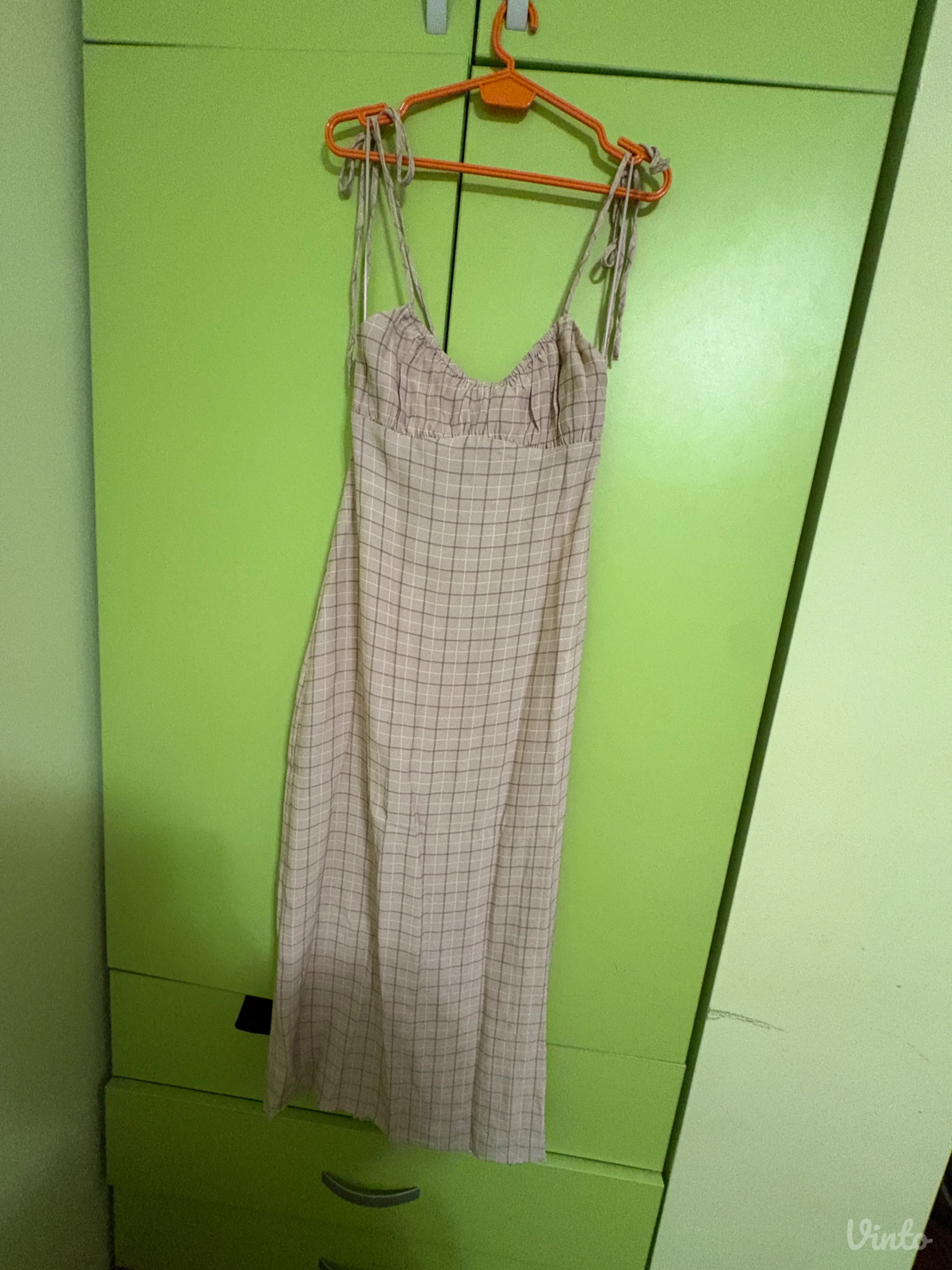 Haljina nova pull and bear