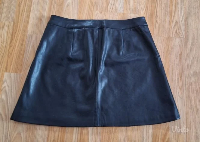 Suknja od veštačke kože