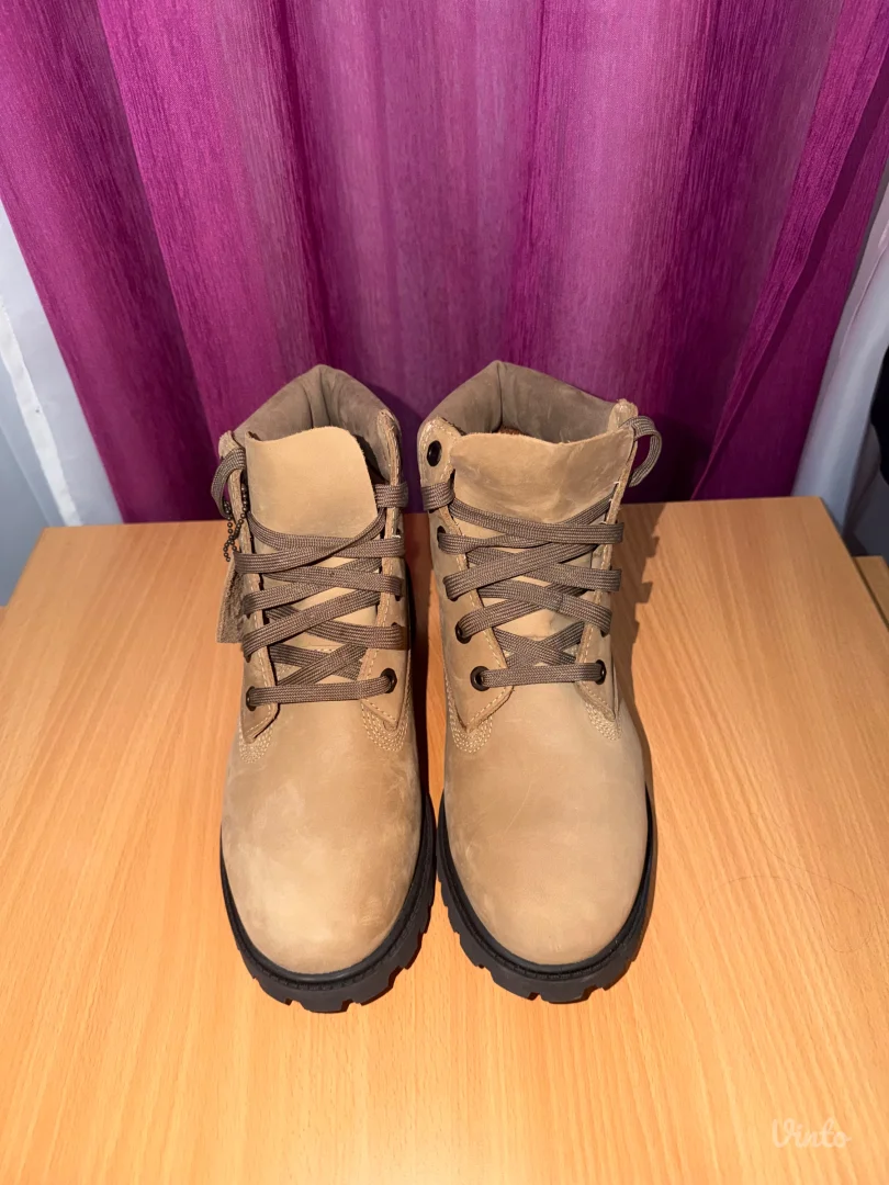 Timberland cipele br 39
