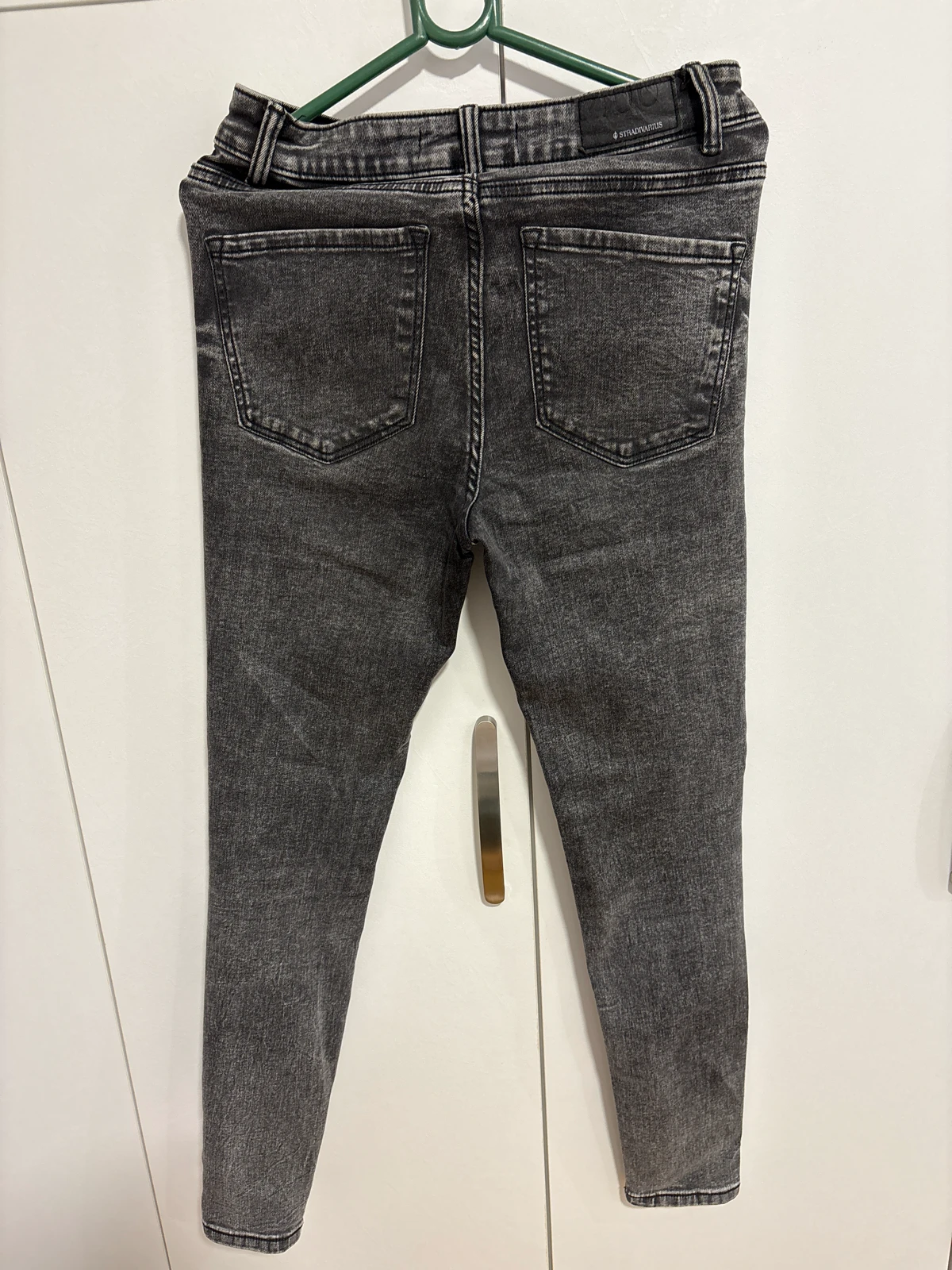 Stradivarijus pantalone