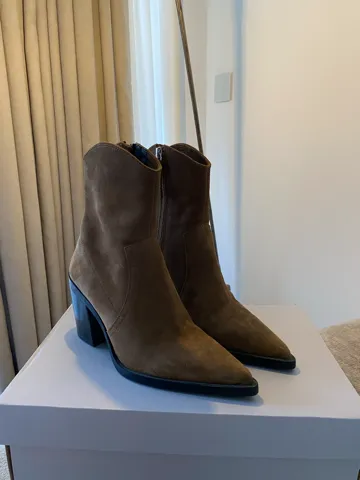 Zara 37