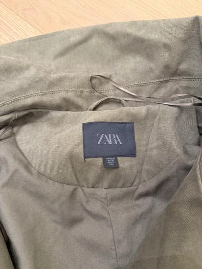 Zara trench jakna NOVA