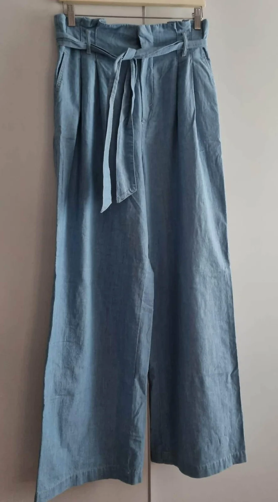 Zara pantalone
