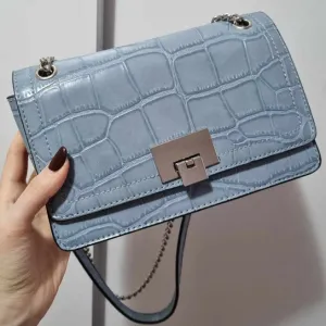 Stradivarius torbica