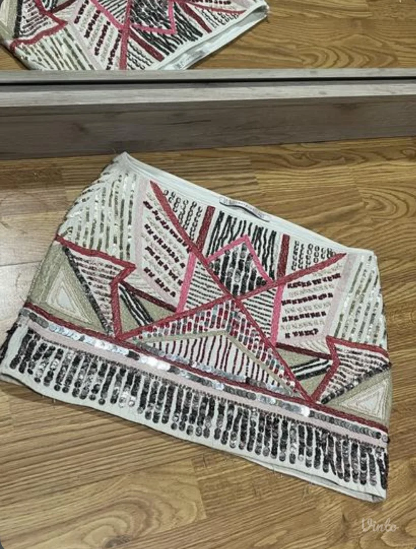 Zara mini suknja posebna kolekcija