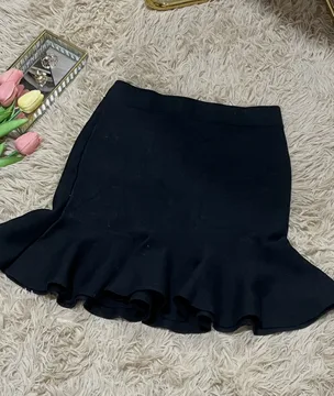 Zimska mini suknja od debele trikotaže