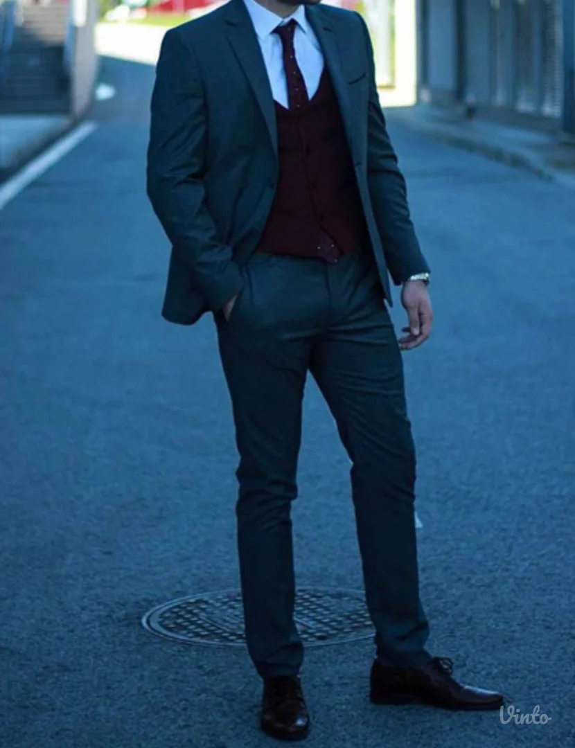 Komplet muško odelo (jednom obučeno)