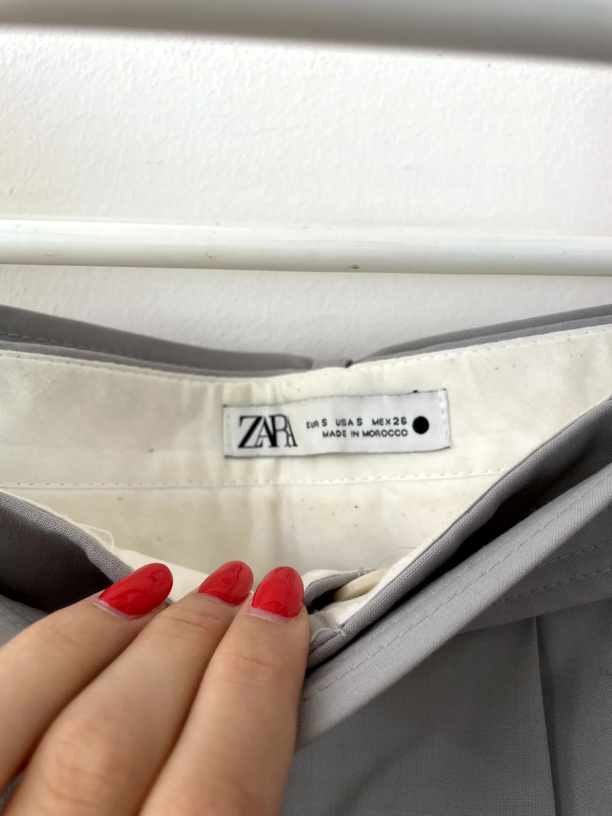 Zara pantalone