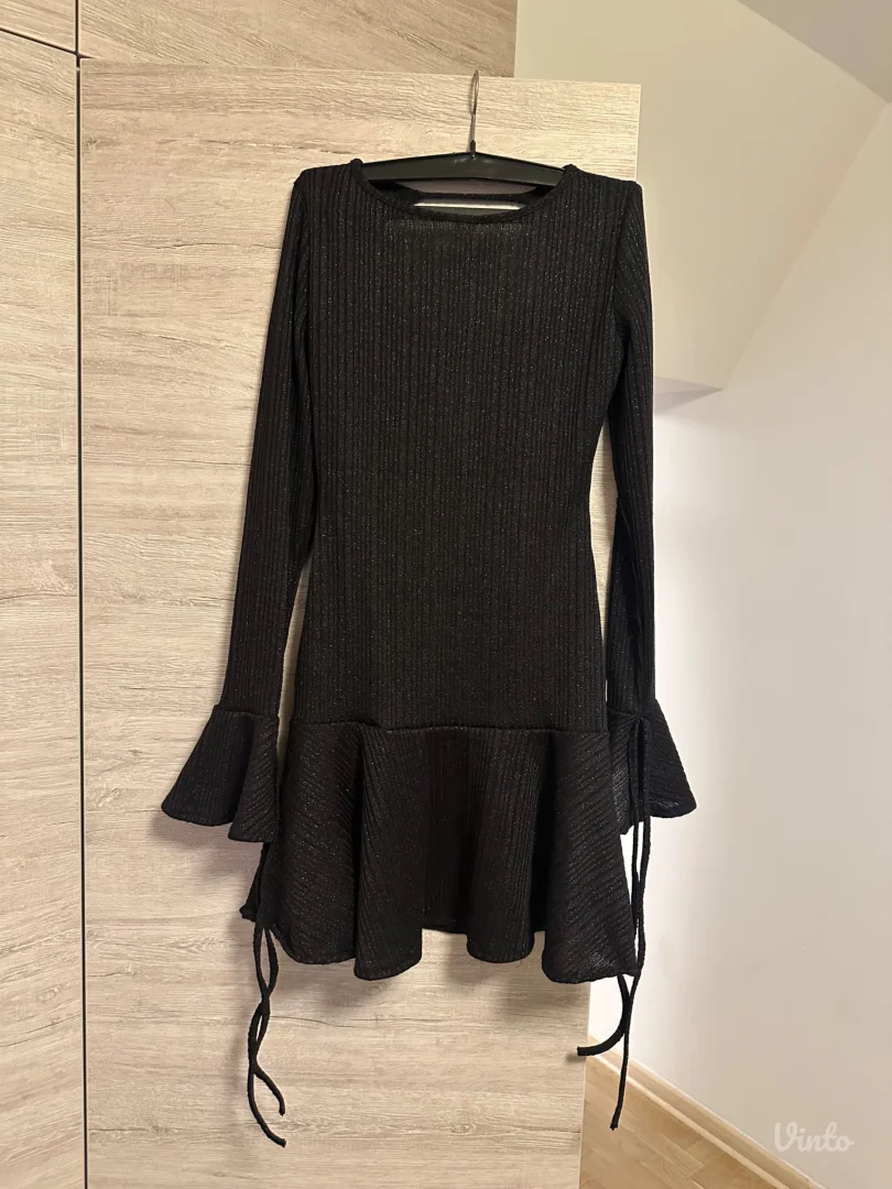 Prelepa svetlucava haljina