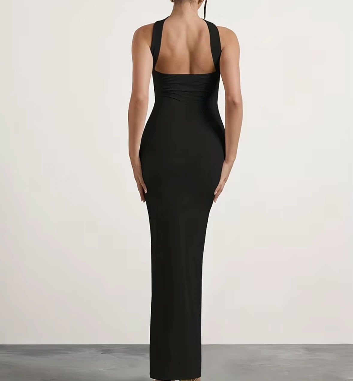 Crna elegantna haljina