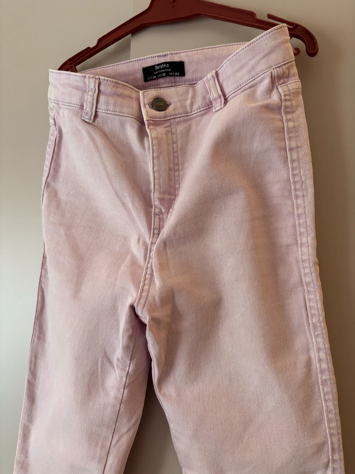 Bershka roze farmerke 34