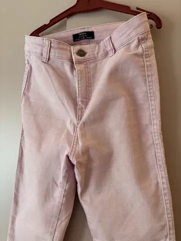 Bershka roze farmerke 34