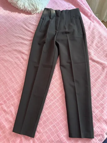 Pantalone na ivicu XS
